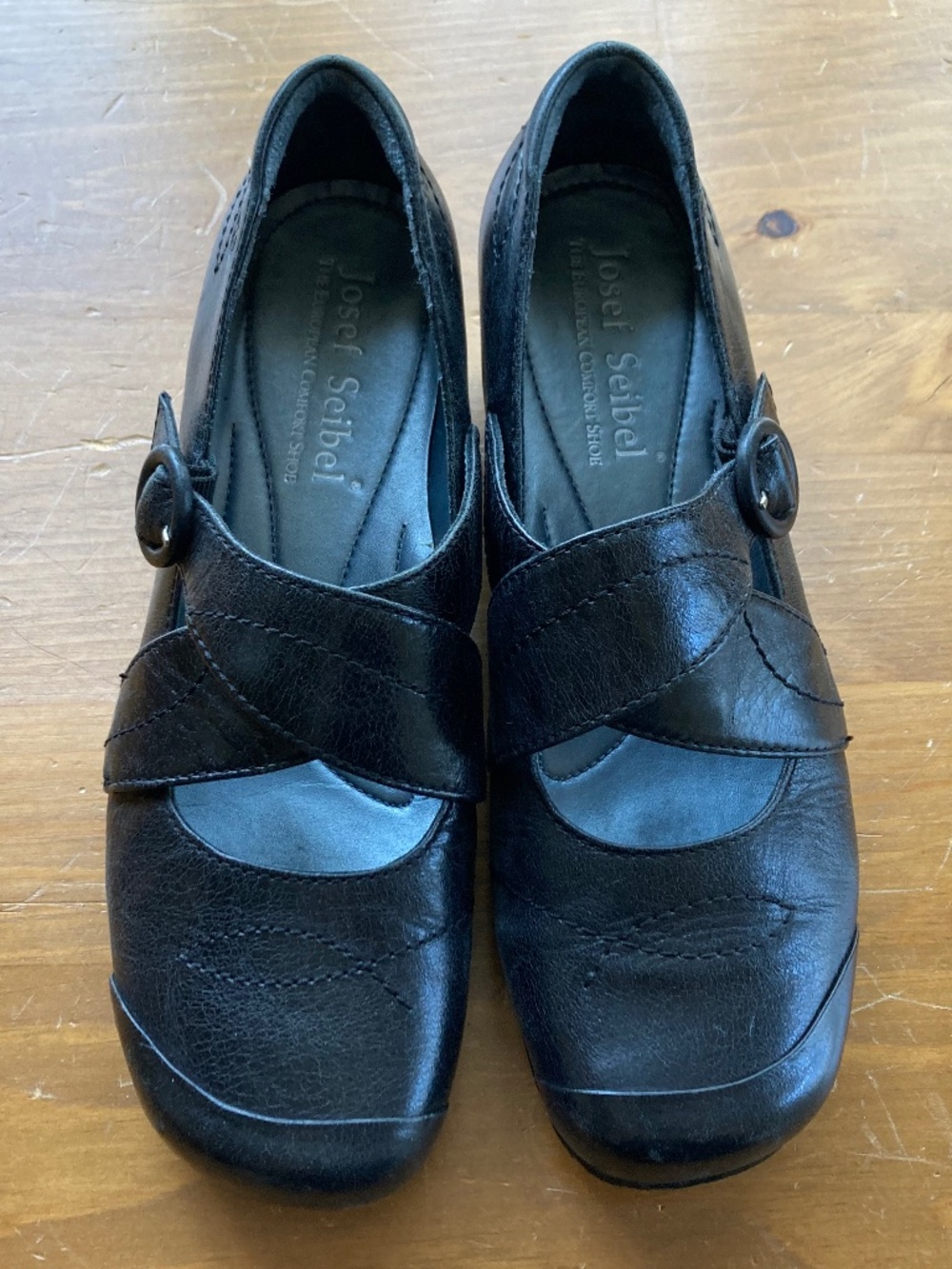 Josef Seibel black leather shoes